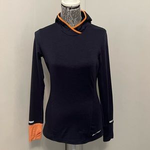 Brooks equilibrium, technology, long sleeve, putted, shirt